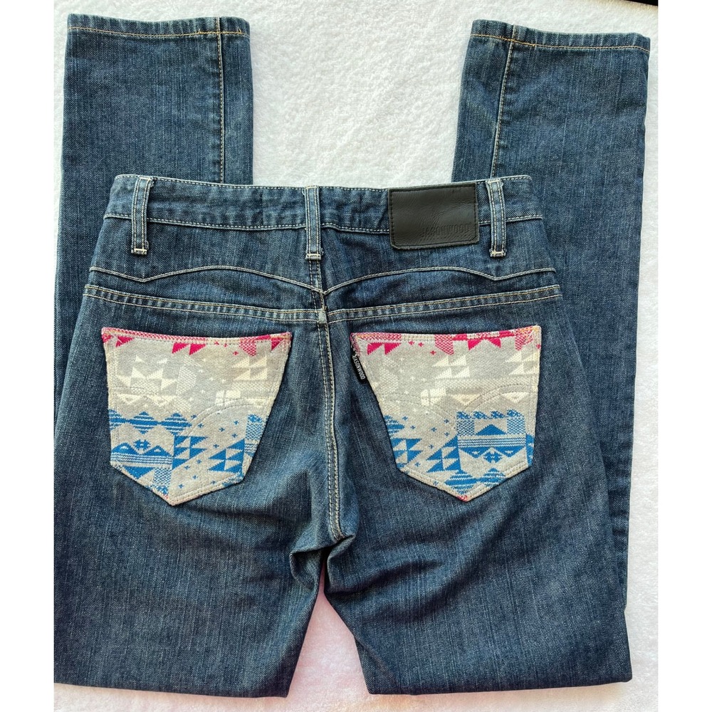 Jasonwood Jeans Women's Denim Blue Embroidered Pockets 28‎ x 32 midrise Western